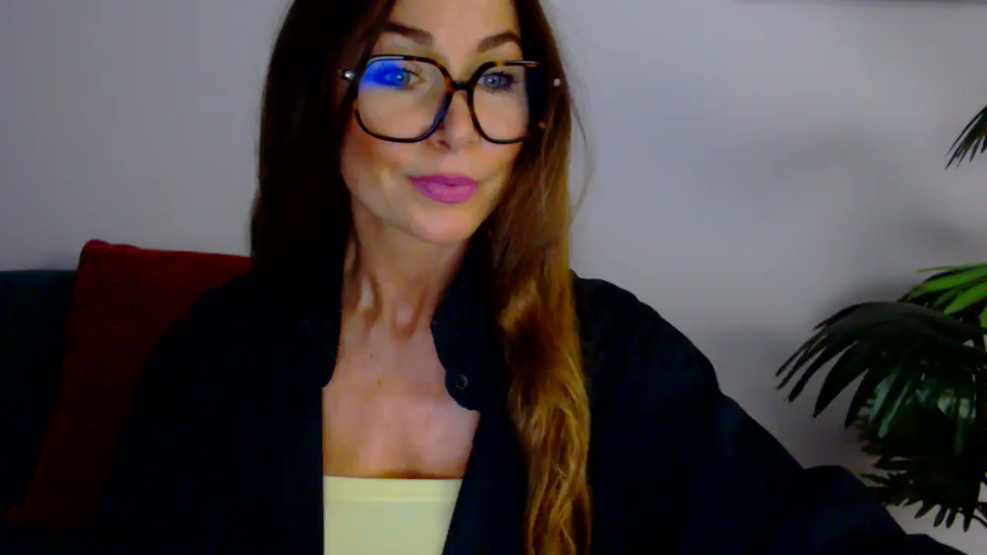 Gallery image thumbnail from Delilah_sweet's myfreecams stream on, 08/28/2025, 13:51 image 10 of 20