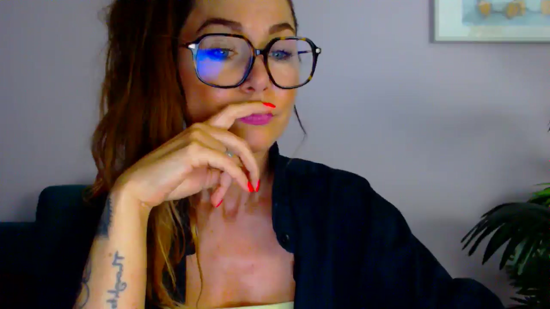 Gallery image thumbnail from Delilah_sweet's myfreecams stream on, 08/28/2025, 14:18 image 19 of 20