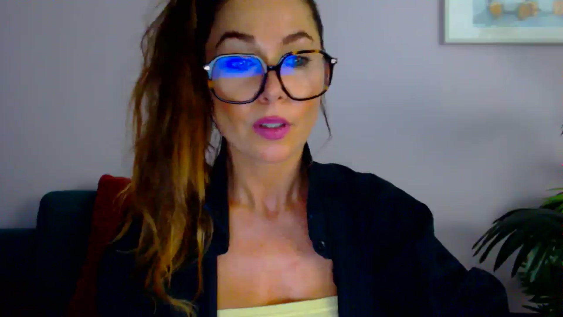 Gallery image thumbnail from Delilah_sweet's myfreecams stream on, 08/28/2025, 14:18 image 15 of 20