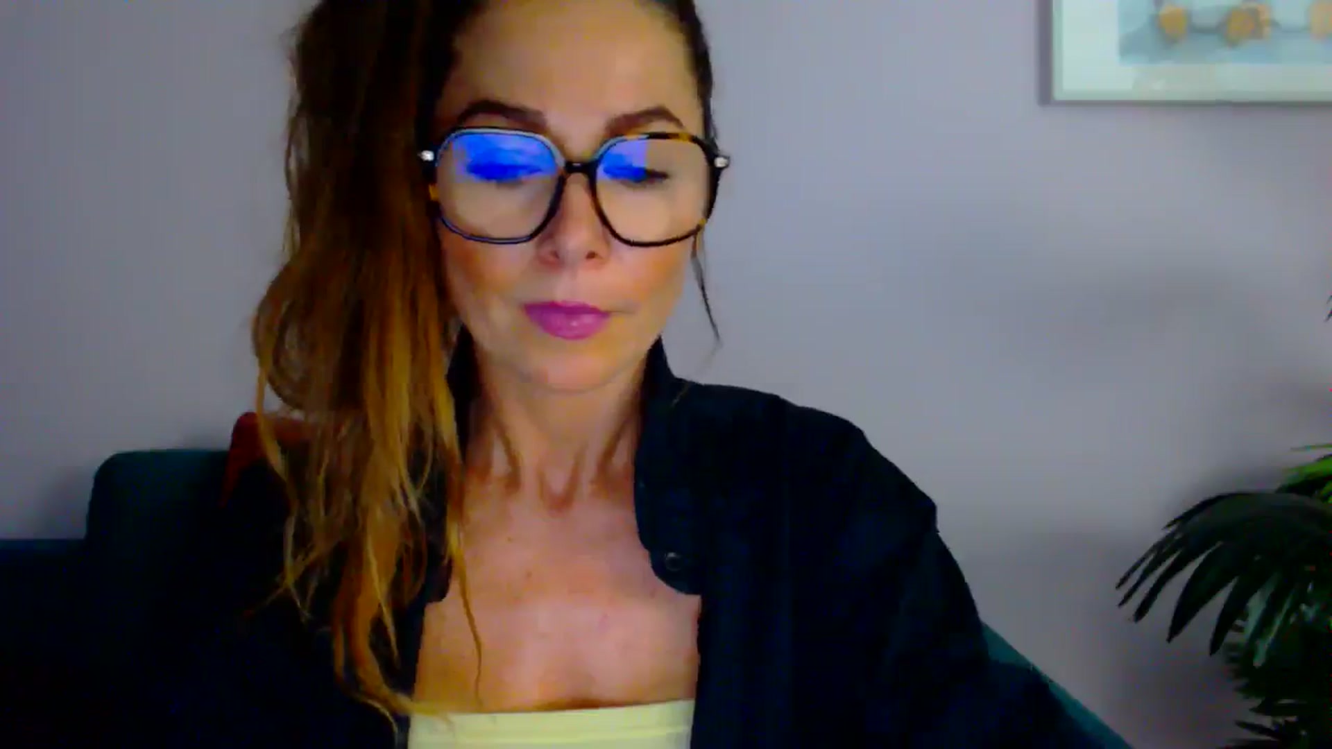 Gallery image thumbnail from Delilah_sweet's myfreecams stream on, 08/28/2025, 14:18 image 17 of 20