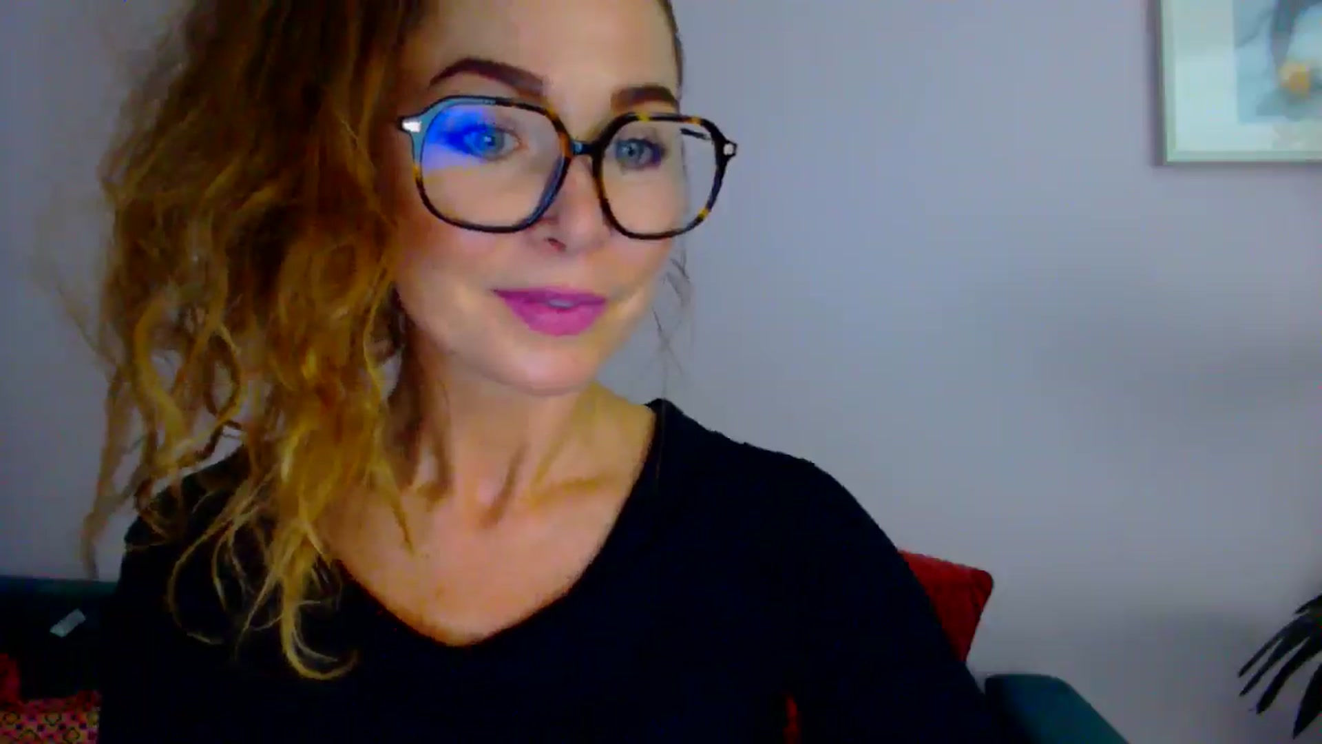 Gallery image thumbnail from Delilah_sweet's myfreecams stream on, 09/03/2025, 15:34 image 2 of 20