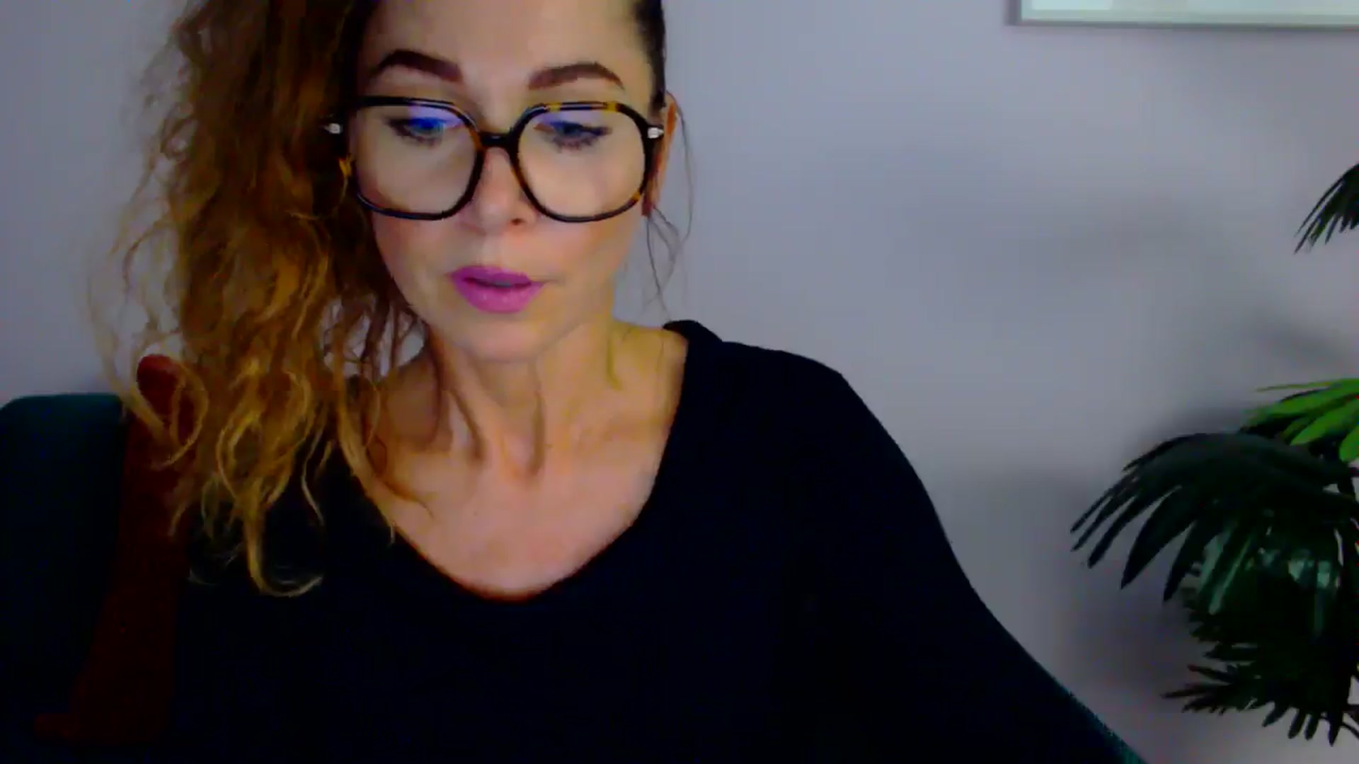 Gallery image thumbnail from Delilah_sweet's myfreecams stream on, 09/03/2025, 15:34 image 8 of 20