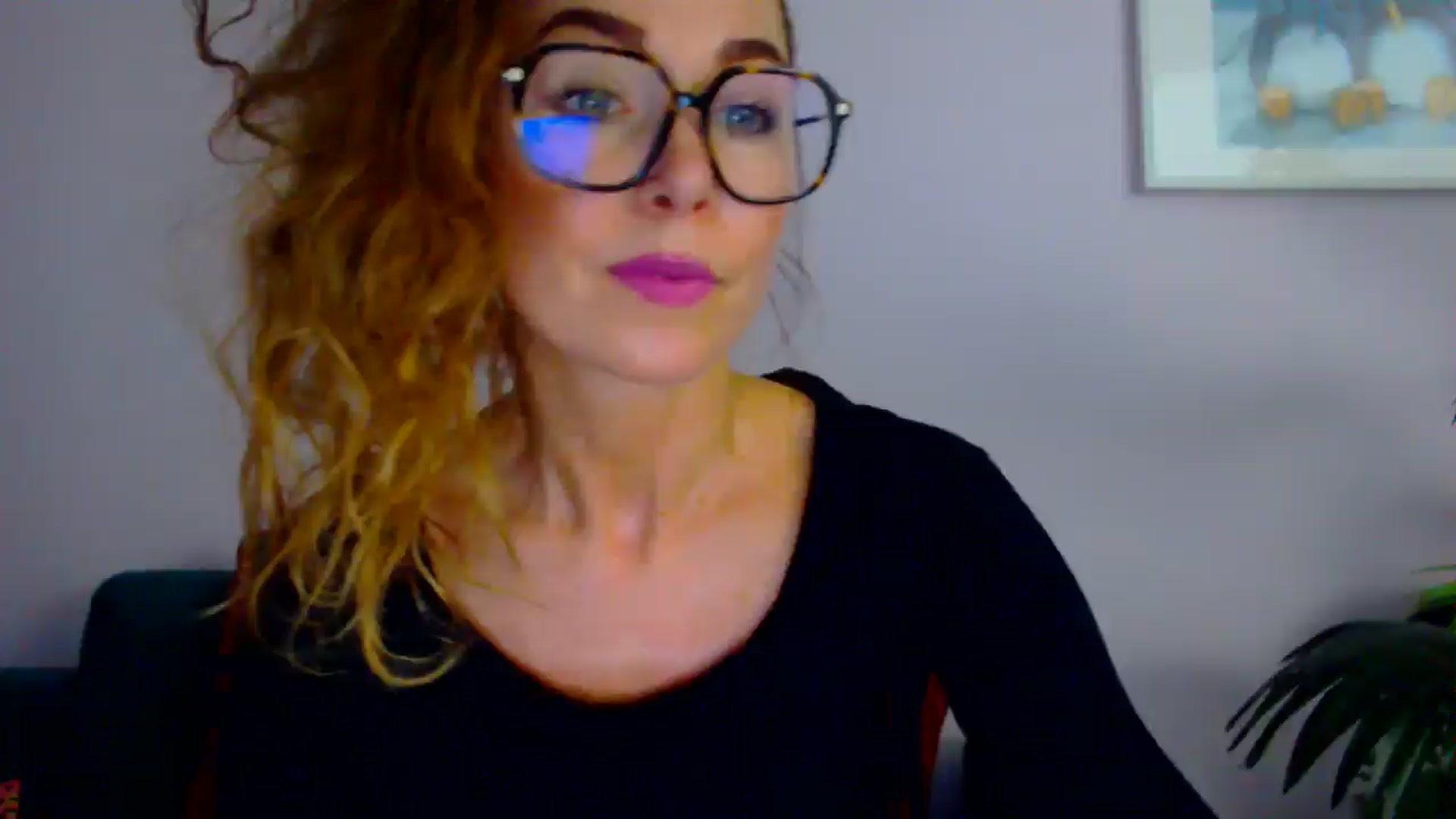 Gallery image thumbnail from Delilah_sweet's myfreecams stream on, 09/03/2025, 15:34 image 7 of 20
