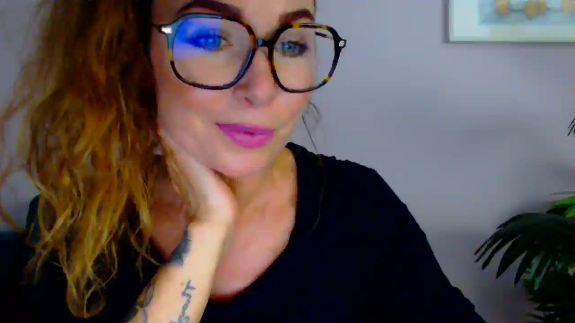 Gallery image thumbnail from Delilah_sweet's myfreecams stream on, 09/03/2025, 15:50 image 3 of 20