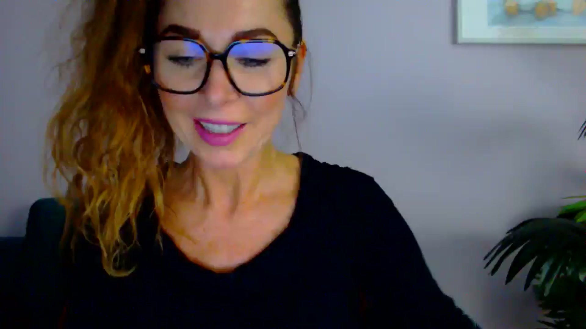 Gallery image thumbnail from Delilah_sweet's myfreecams stream on, 09/03/2025, 15:50 image 6 of 20