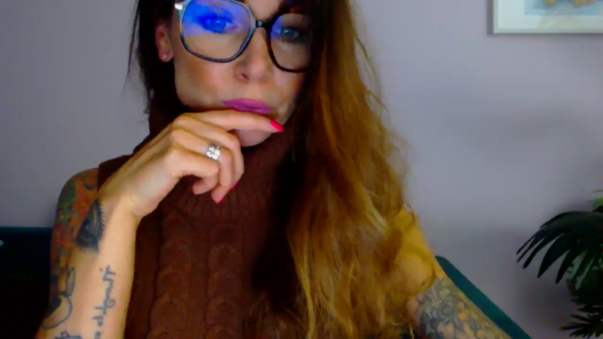 Gallery image thumbnail from Delilah_sweet's myfreecams stream on, 09/09/2025, 15:33 image 16 of 20