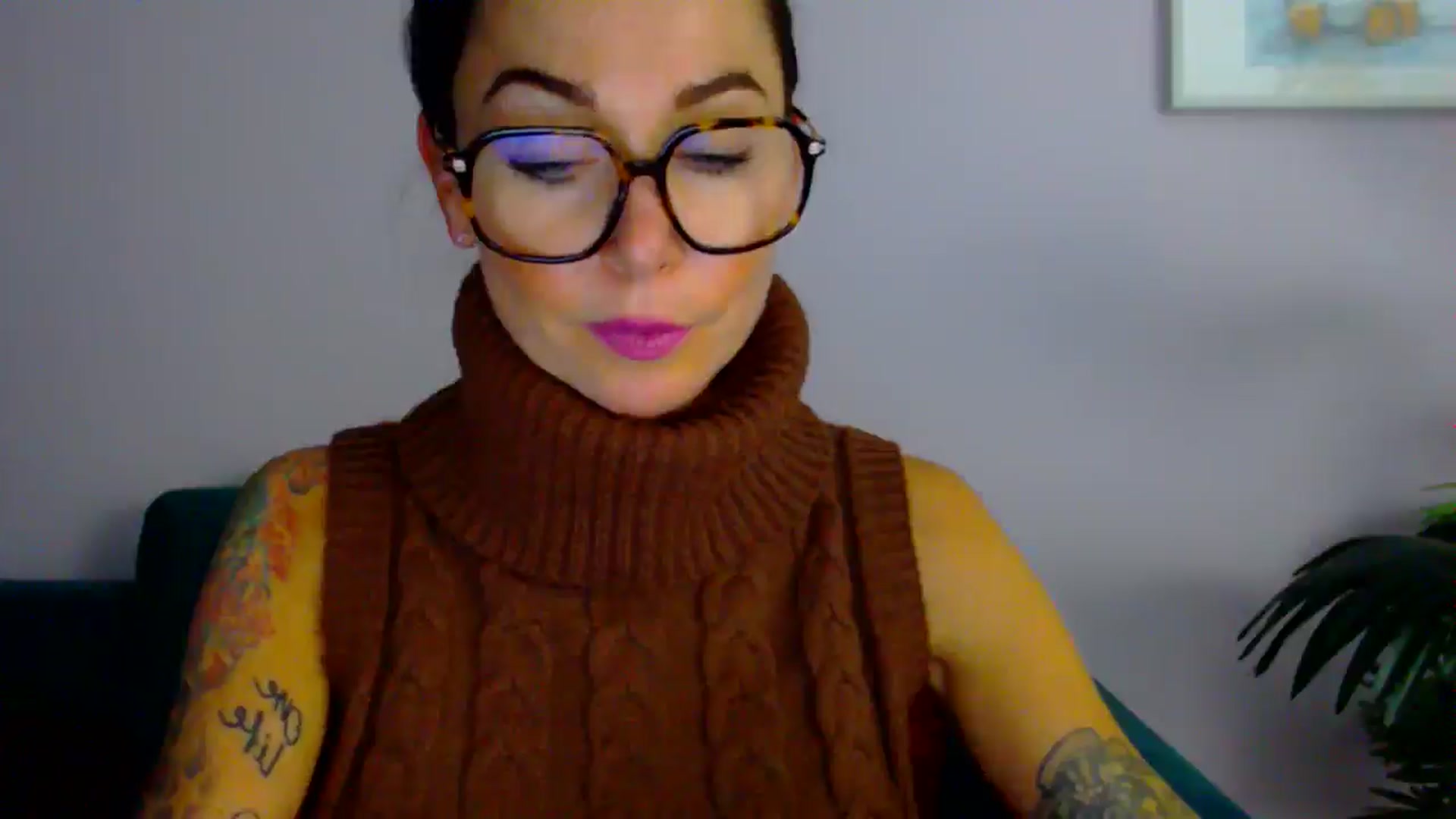 Gallery image thumbnail from Delilah_sweet's myfreecams stream on, 09/09/2025, 17:42 image 9 of 20