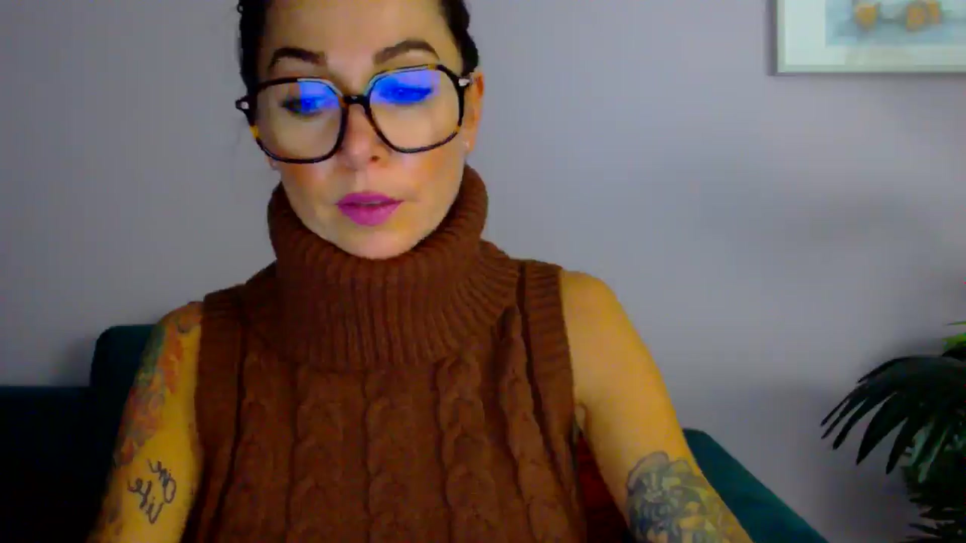 Gallery image thumbnail from Delilah_sweet's myfreecams stream on, 09/09/2025, 17:42 image 10 of 20