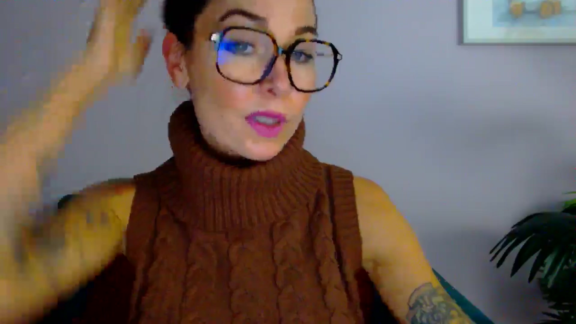 Gallery image thumbnail from Delilah_sweet's myfreecams stream on, 09/09/2025, 17:42 image 8 of 20