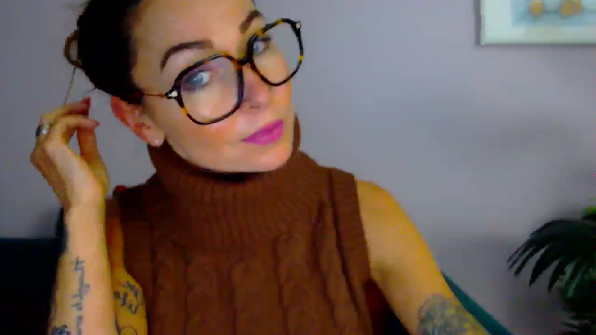 Gallery image thumbnail from Delilah_sweet's myfreecams stream on, 09/09/2025, 17:42 image 7 of 20