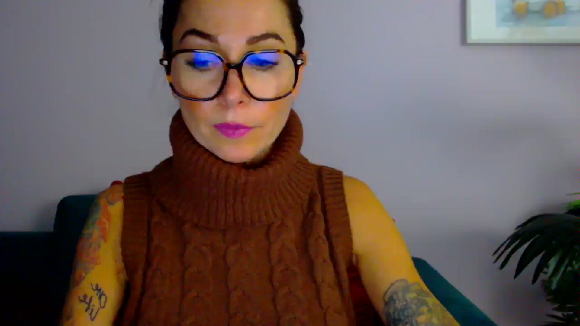 Gallery image thumbnail from Delilah_sweet's myfreecams stream on, 09/09/2025, 17:42 image 14 of 20