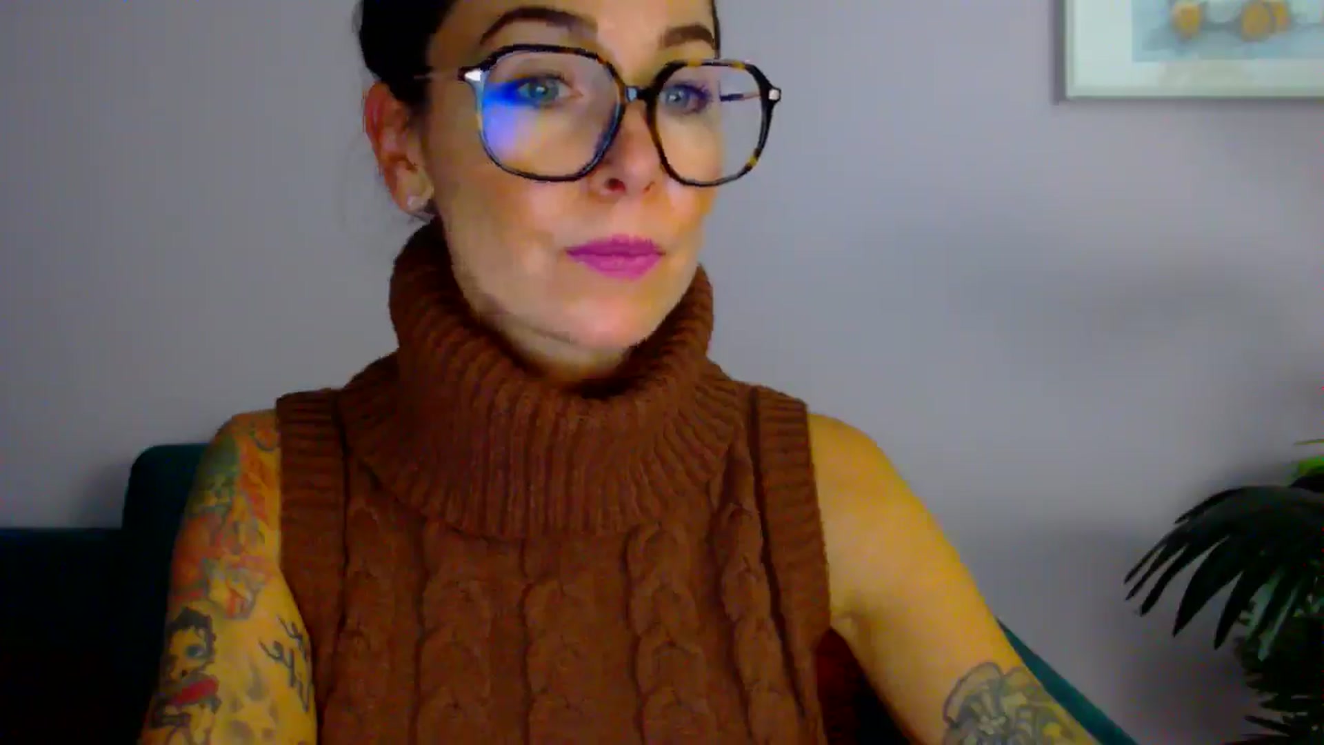Gallery image thumbnail from Delilah_sweet's myfreecams stream on, 09/09/2025, 17:42 image 16 of 20