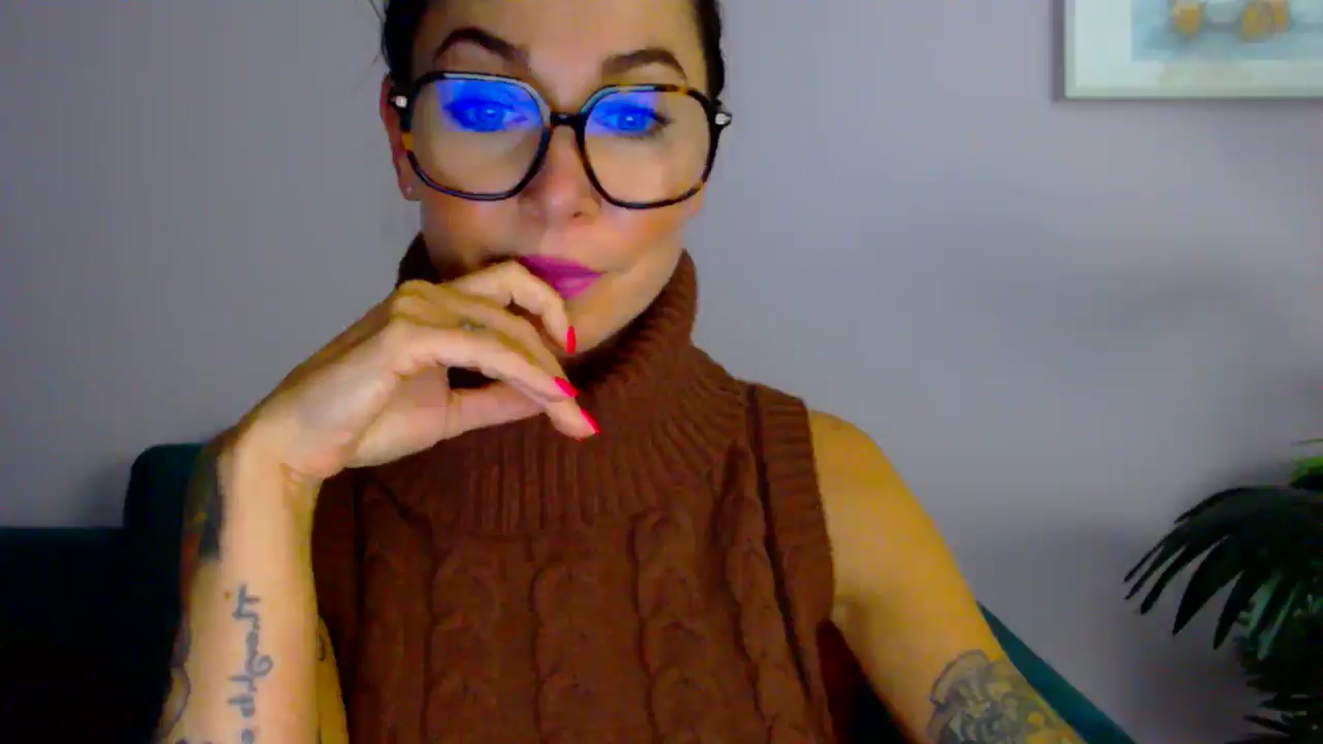 Gallery image thumbnail from Delilah_sweet's myfreecams stream on, 09/09/2025, 17:42 image 6 of 20