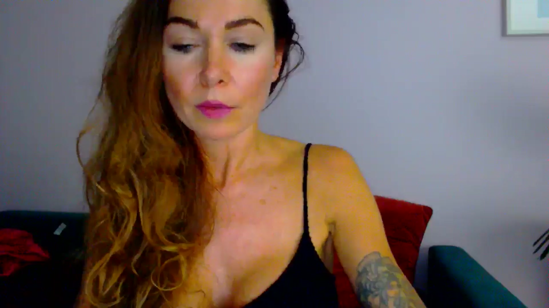 Gallery image thumbnail from Delilah_sweet's myfreecams stream on, 09/10/2025, 15:48 image 15 of 20