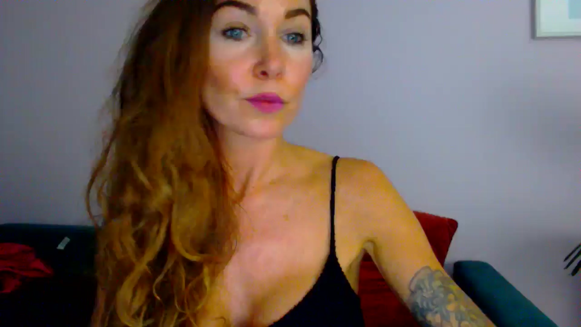 Gallery image thumbnail from Delilah_sweet's myfreecams stream on, 09/10/2025, 15:48 image 14 of 20