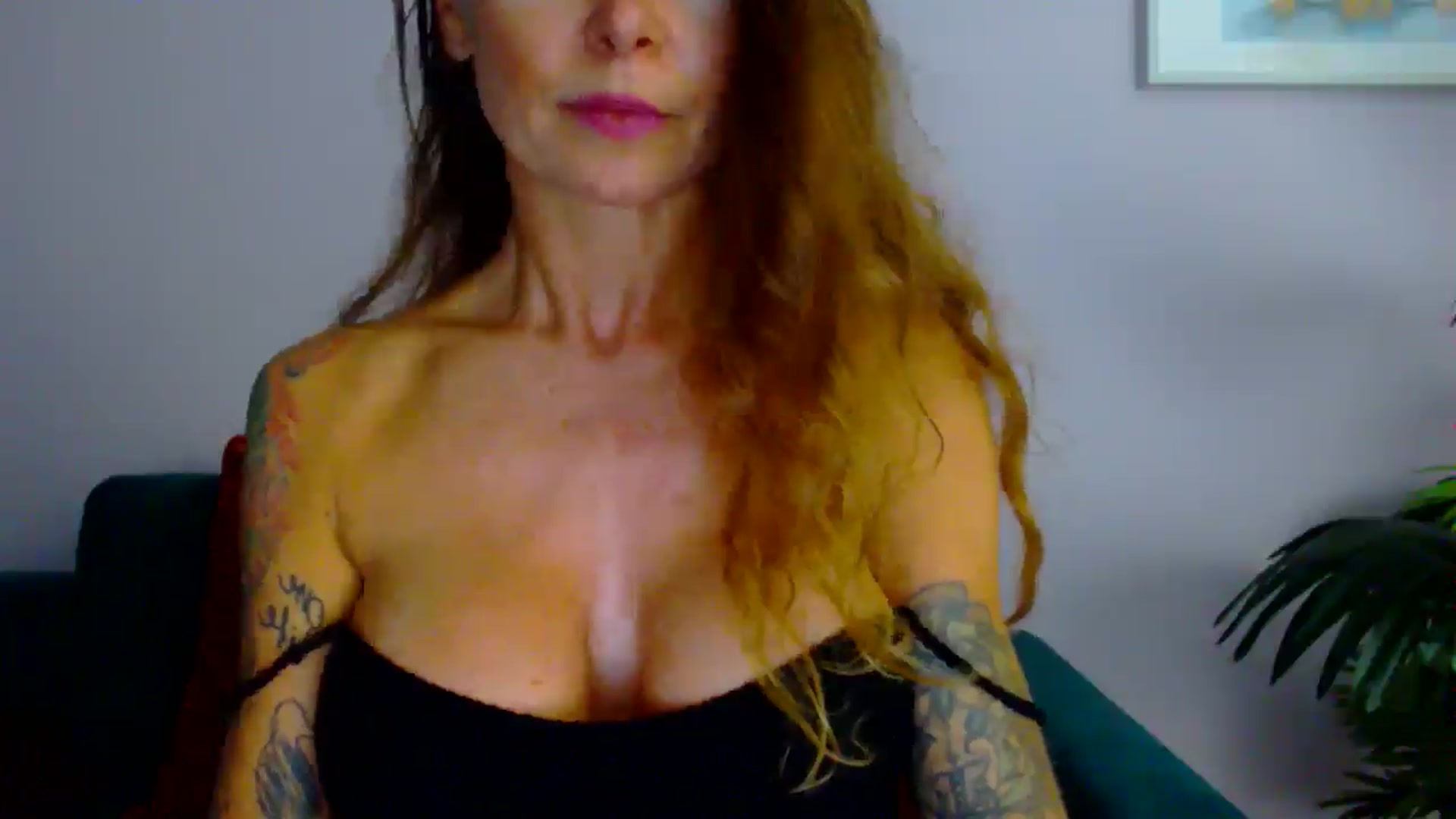 Gallery image thumbnail from Delilah_sweet's myfreecams stream on, 09/10/2025, 16:50 image 8 of 20