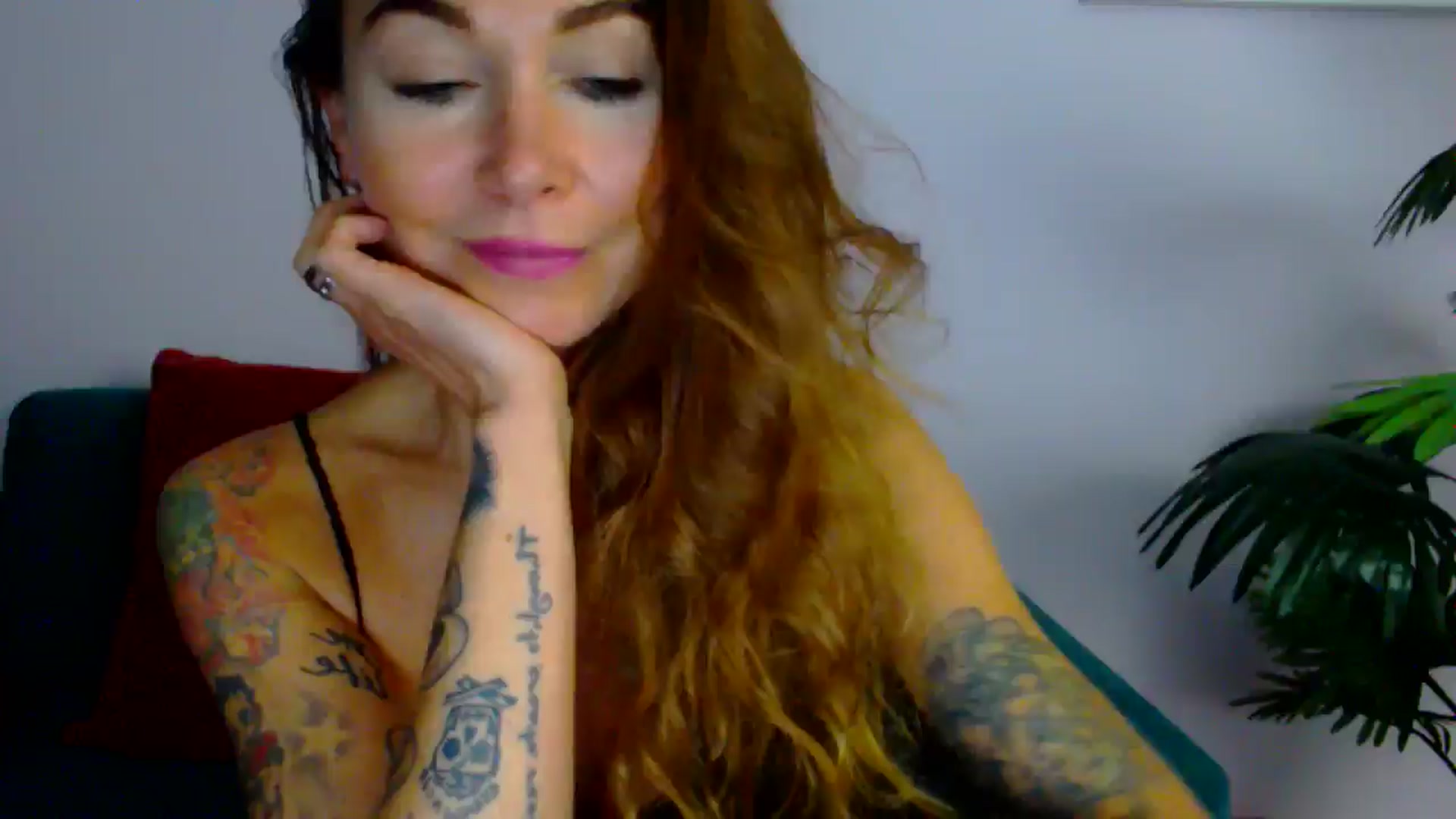 Gallery image thumbnail from Delilah_sweet's myfreecams stream on, 09/10/2025, 16:50 image 15 of 20