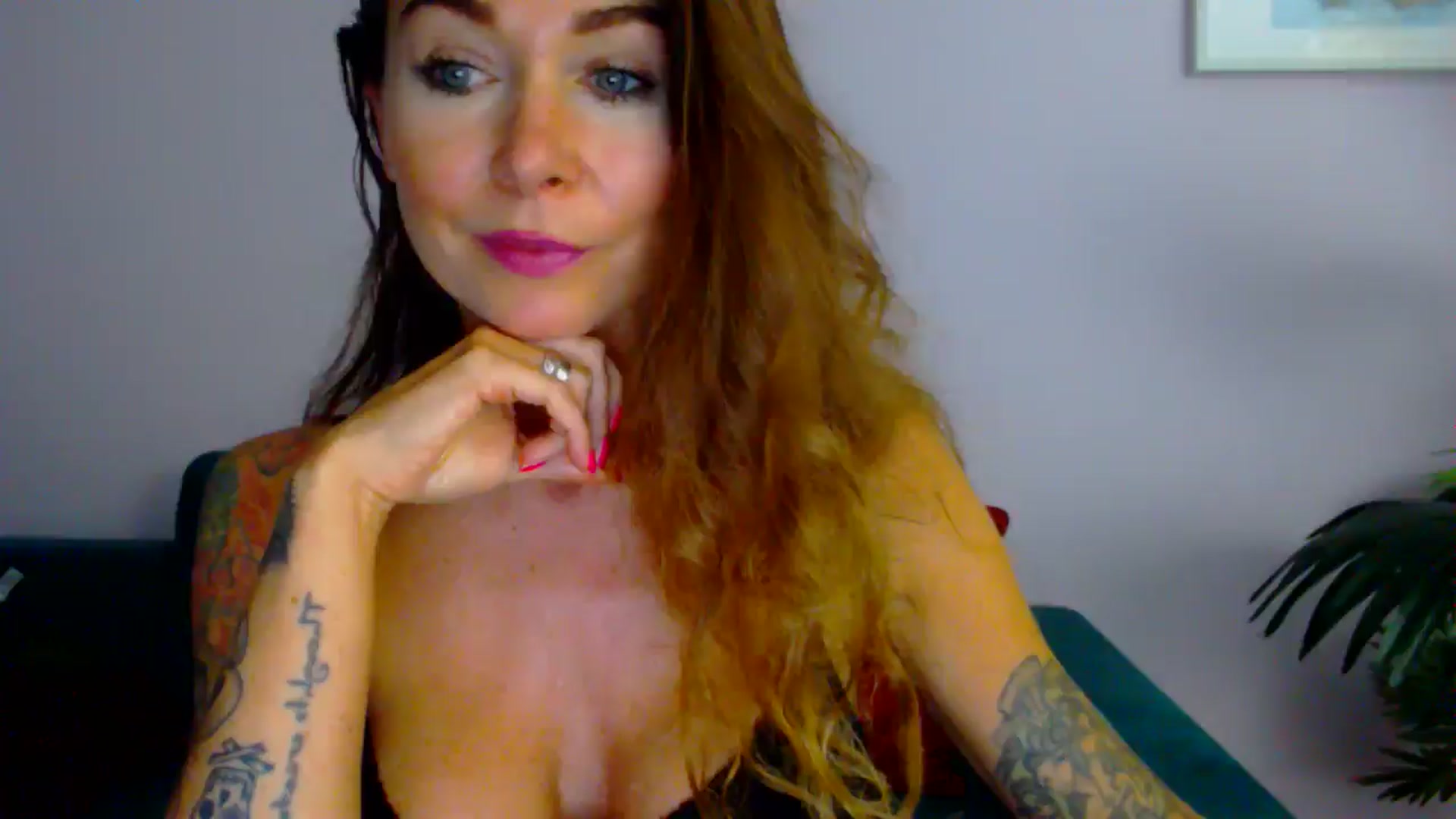 Gallery image thumbnail from Delilah_sweet's myfreecams stream on, 09/10/2025, 16:50 image 1 of 20