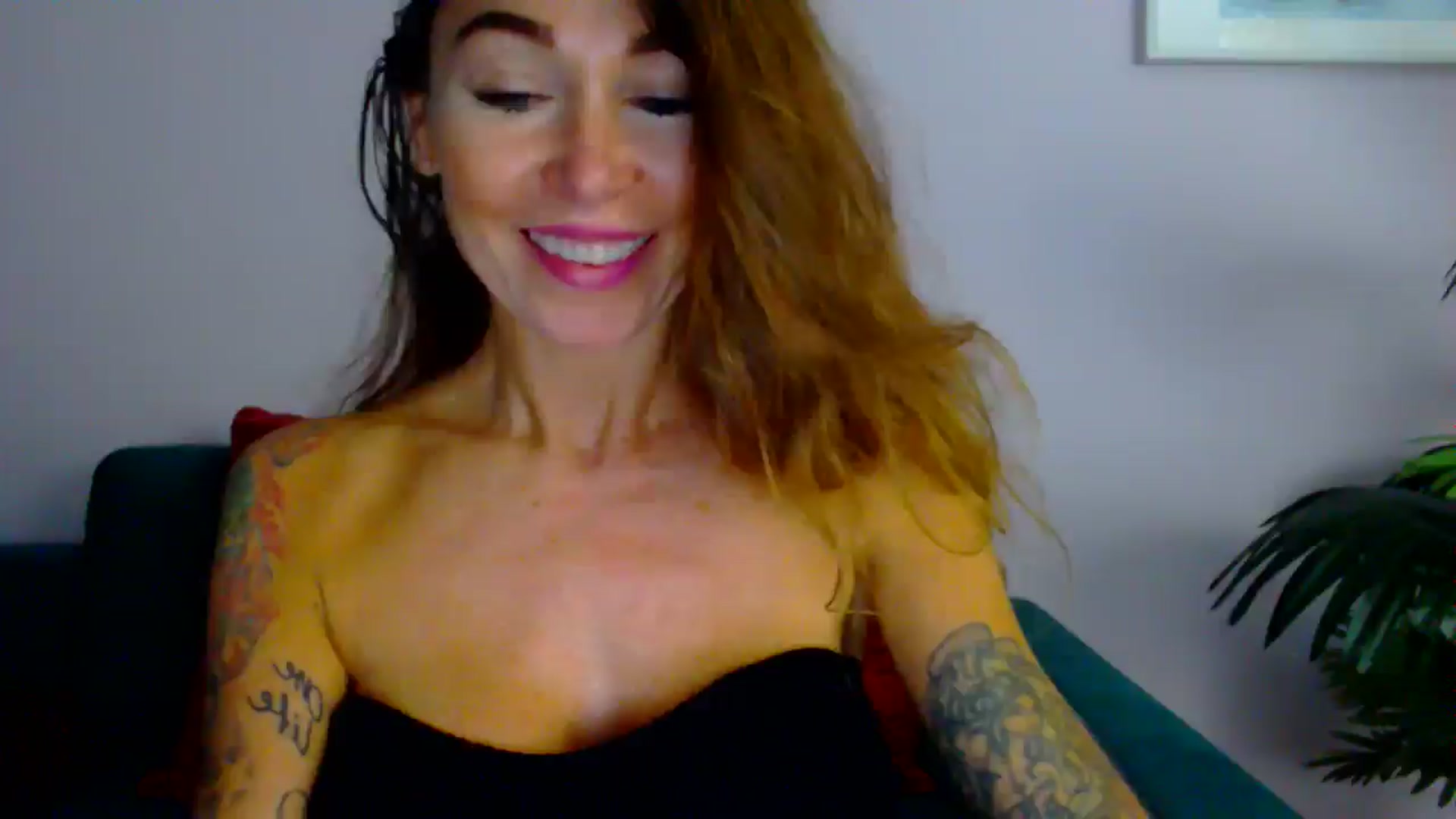 Gallery image thumbnail from Delilah_sweet's myfreecams stream on, 09/10/2025, 18:07 image 3 of 20