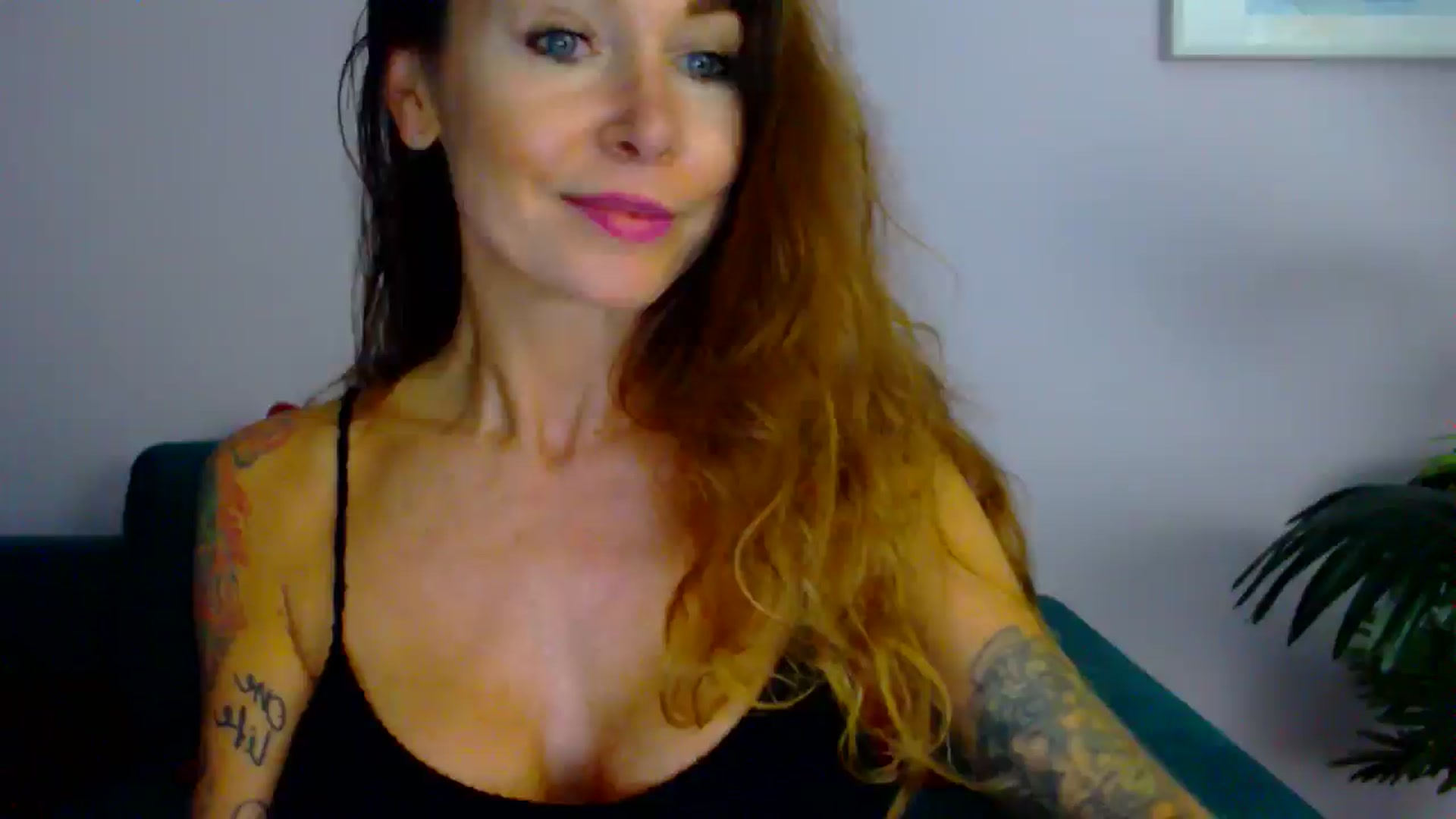 Gallery image thumbnail from Delilah_sweet's myfreecams stream on, 09/10/2025, 18:07 image 6 of 20