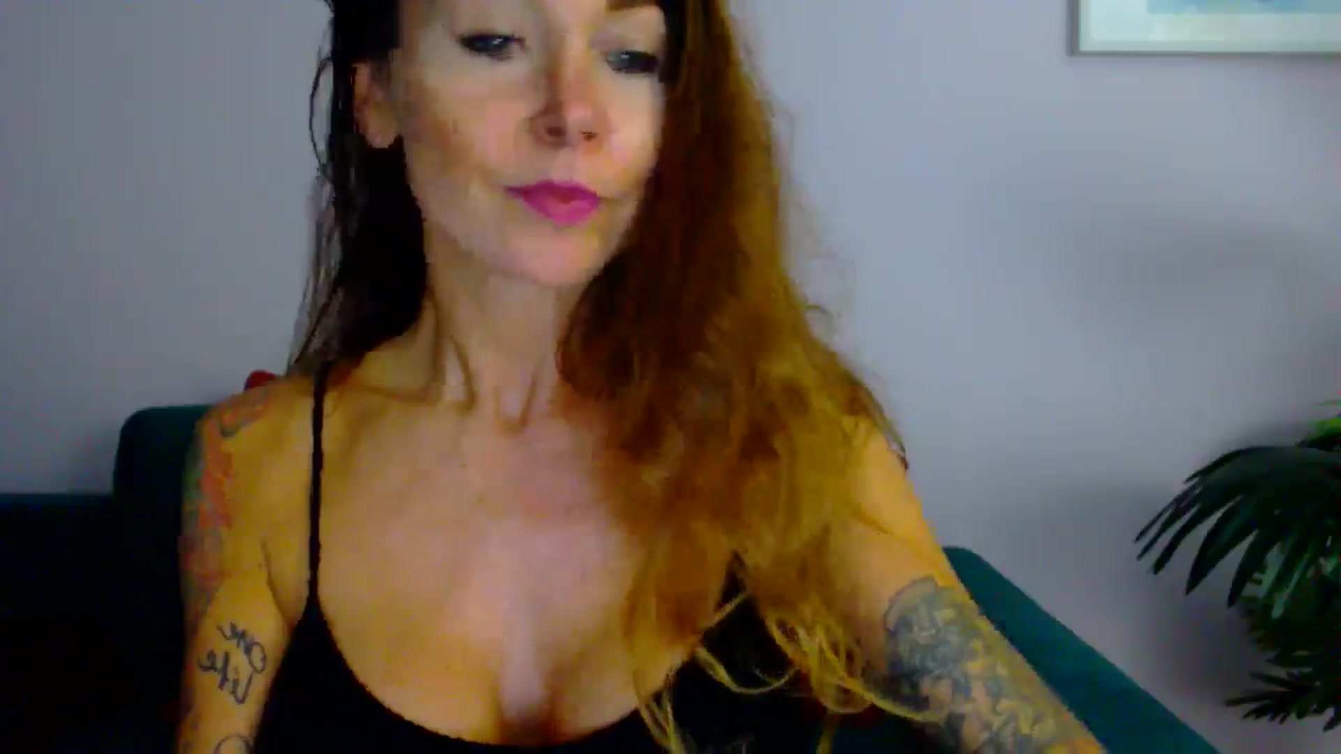 Gallery image thumbnail from Delilah_sweet's myfreecams stream on, 09/10/2025, 18:07 image 7 of 20