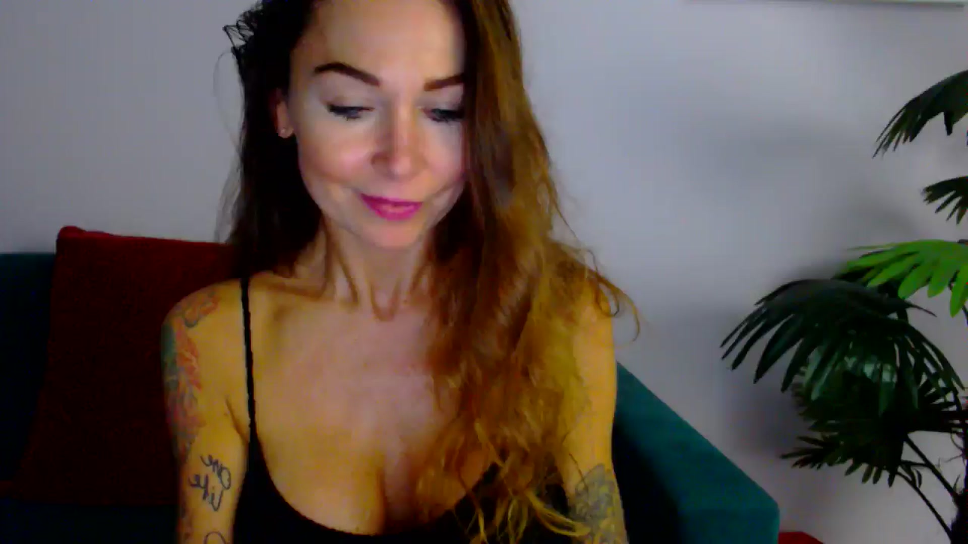 Gallery image thumbnail from Delilah_sweet's myfreecams stream on, 09/10/2025, 18:07 image 1 of 20