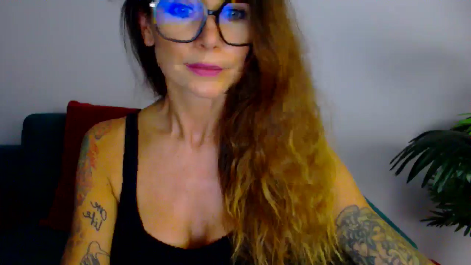 Gallery image thumbnail from Delilah_sweet's myfreecams stream on, 09/11/2025, 14:43 image 5 of 20