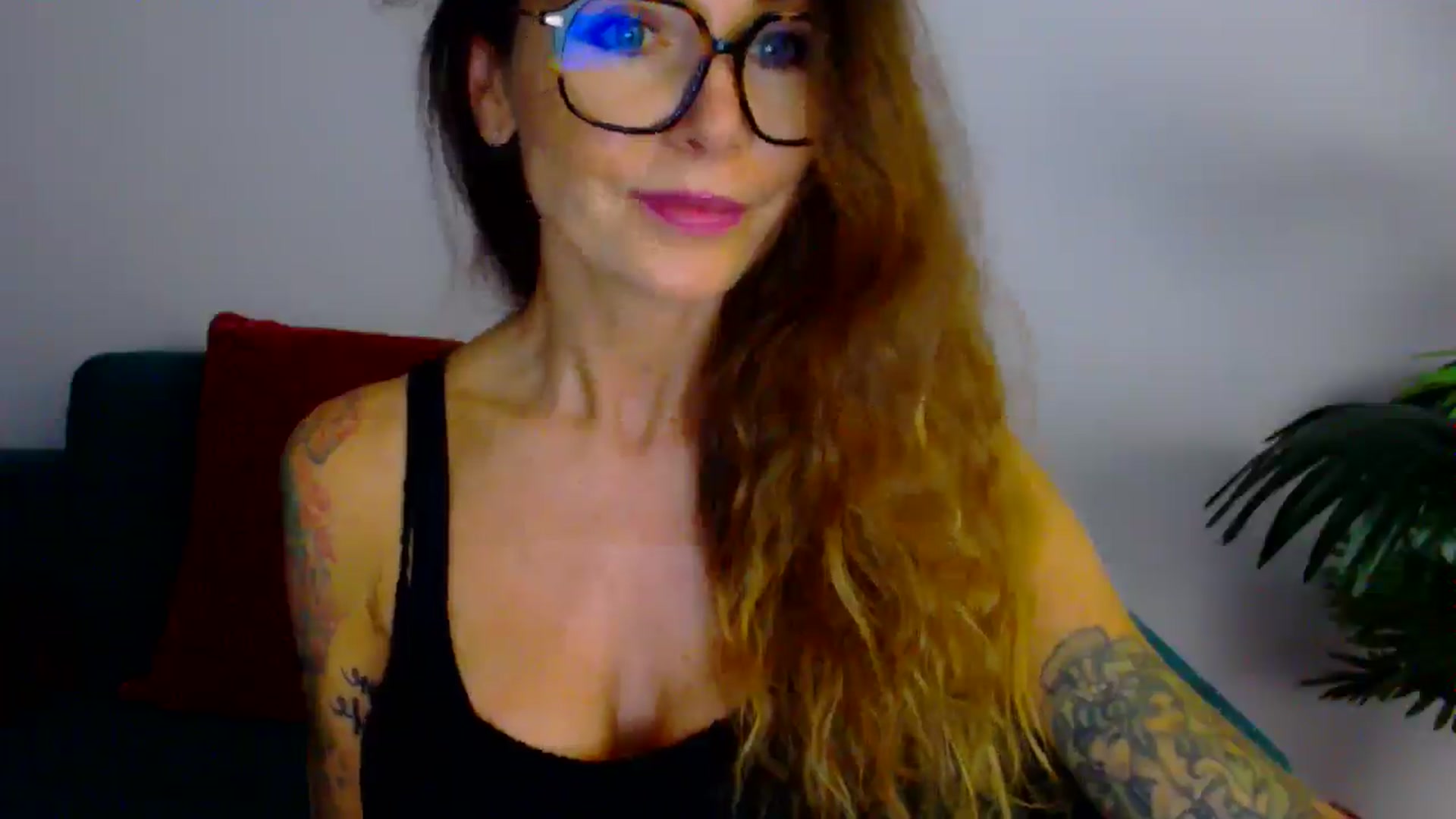 Gallery image thumbnail from Delilah_sweet's myfreecams stream on, 09/11/2025, 14:43 image 7 of 20