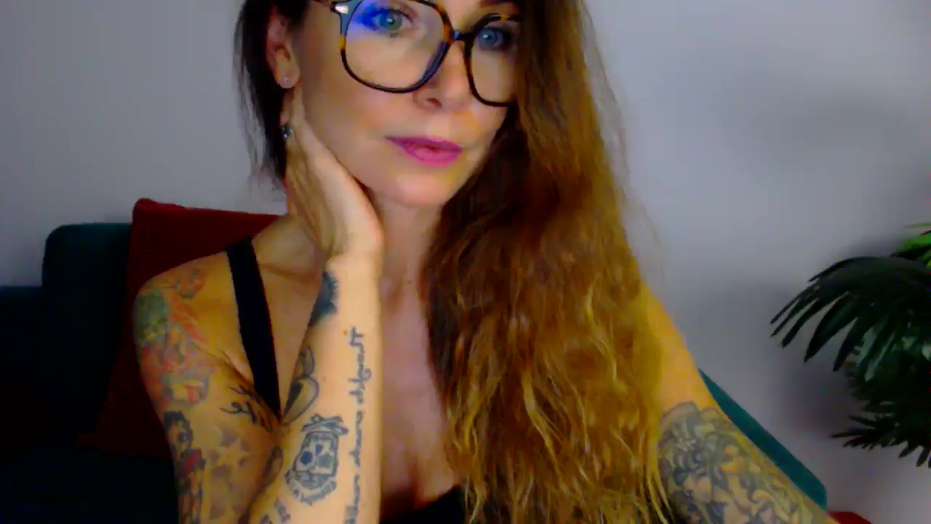 Gallery image thumbnail from Delilah_sweet's myfreecams stream on, 09/11/2025, 14:43 image 8 of 20