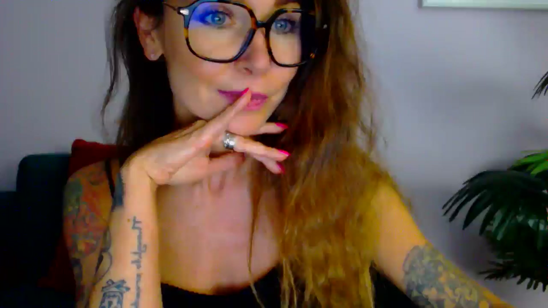 Gallery image thumbnail from Delilah_sweet's myfreecams stream on, 09/11/2025, 16:37 image 4 of 20