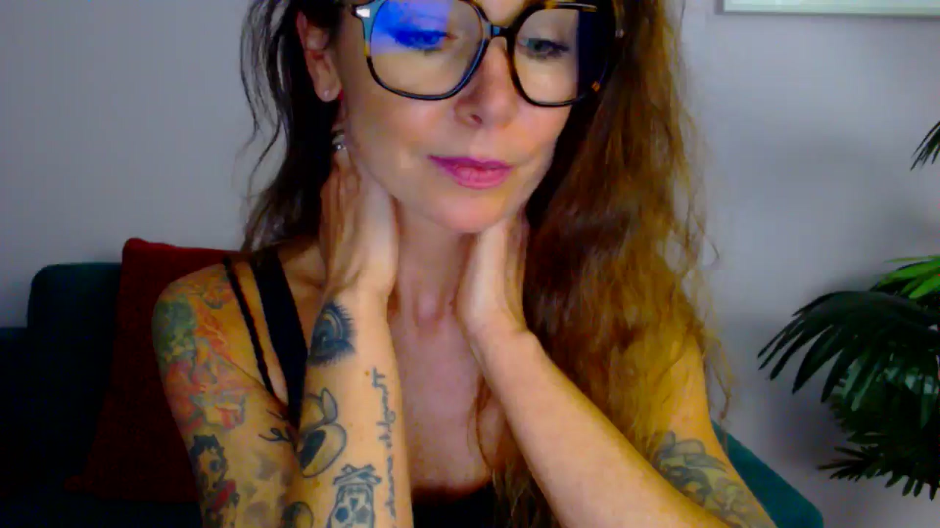Gallery image thumbnail from Delilah_sweet's myfreecams stream on, 09/11/2025, 16:37 image 1 of 20
