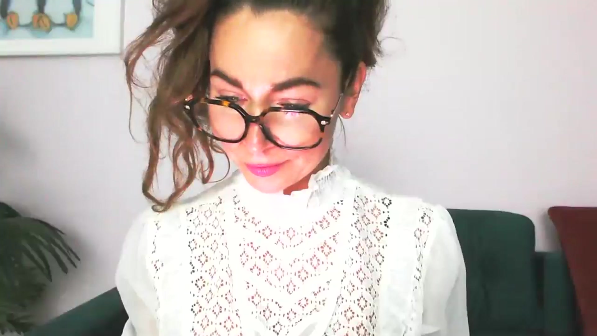 Gallery image thumbnail from Delilah_sweet's myfreecams stream on, 09/15/2025, 16:00 image 17 of 20