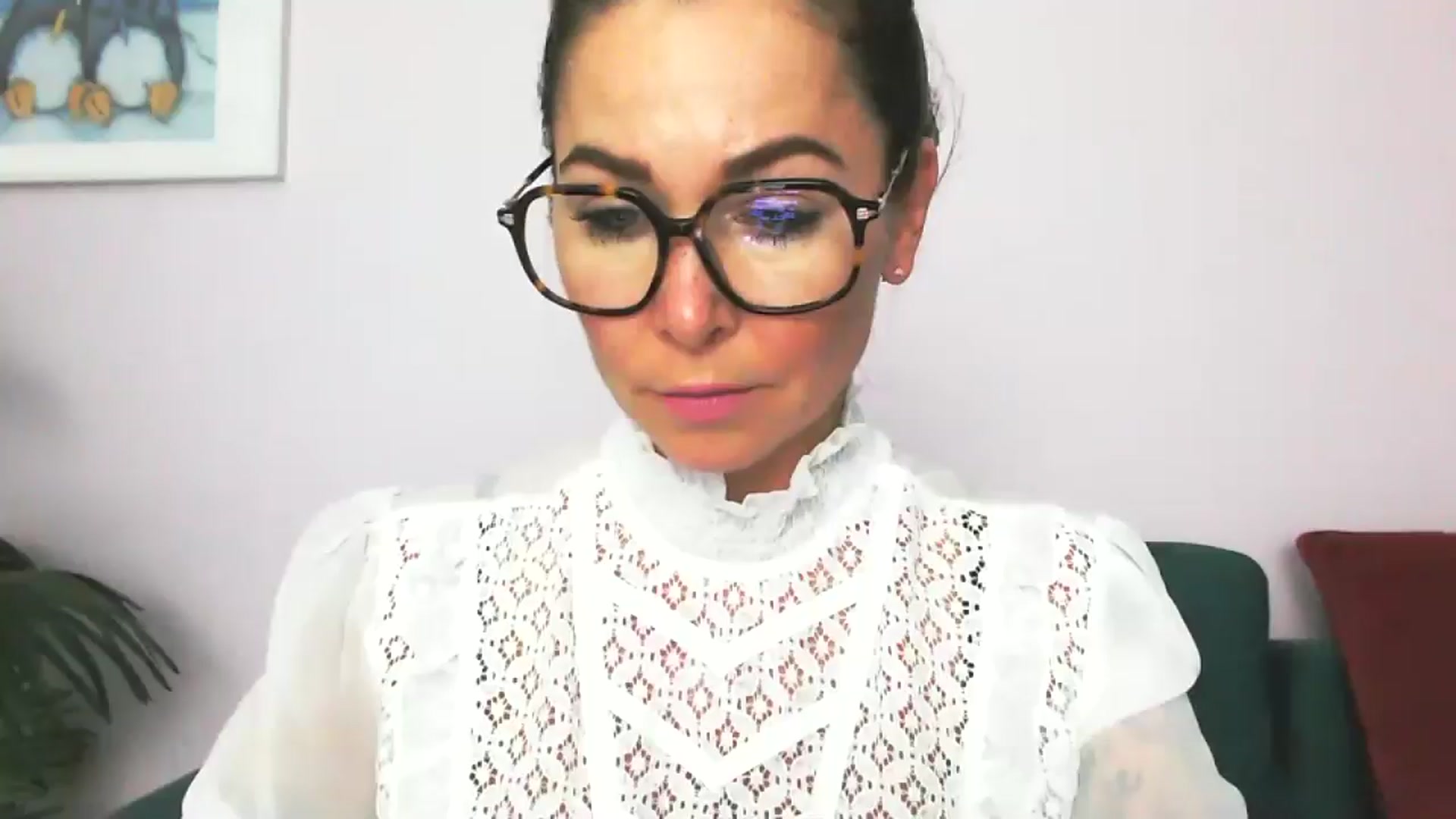 Gallery image thumbnail from Delilah_sweet's myfreecams stream on, 09/15/2025, 16:46 image 1 of 20