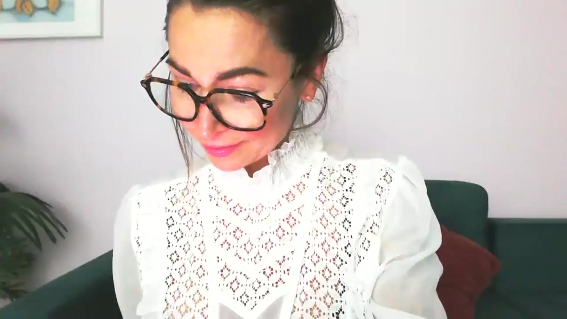 Gallery image thumbnail from Delilah_sweet's myfreecams stream on, 09/15/2025, 17:37 image 7 of 20