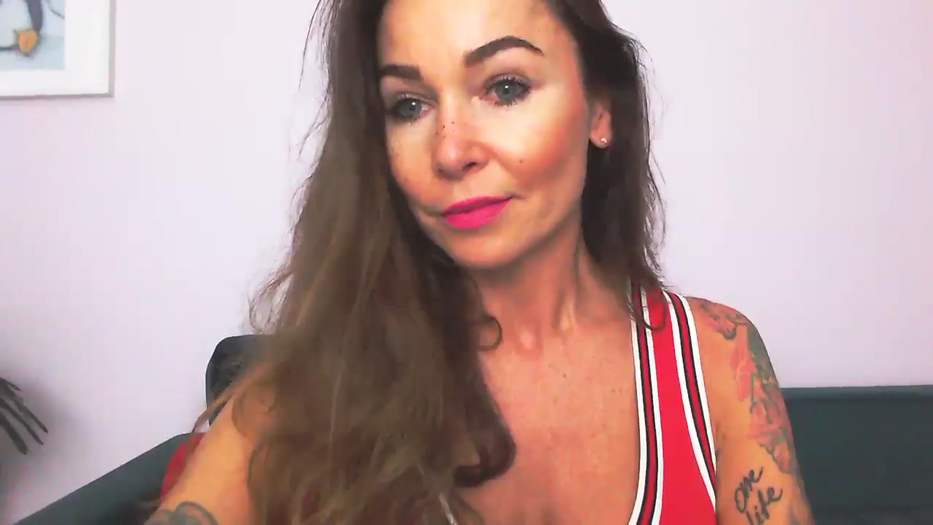 Gallery image thumbnail from Delilah_sweet's myfreecams stream on, 09/16/2025, 15:31 image 4 of 20