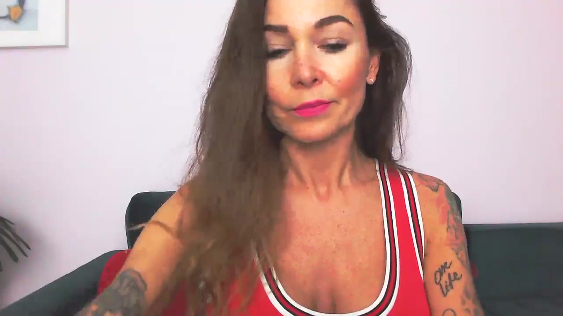 Gallery image thumbnail from Delilah_sweet's myfreecams stream on, 09/16/2025, 15:31 image 7 of 20