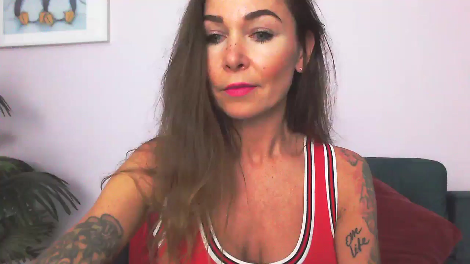 Gallery image thumbnail from Delilah_sweet's myfreecams stream on, 09/16/2025, 15:31 image 17 of 20