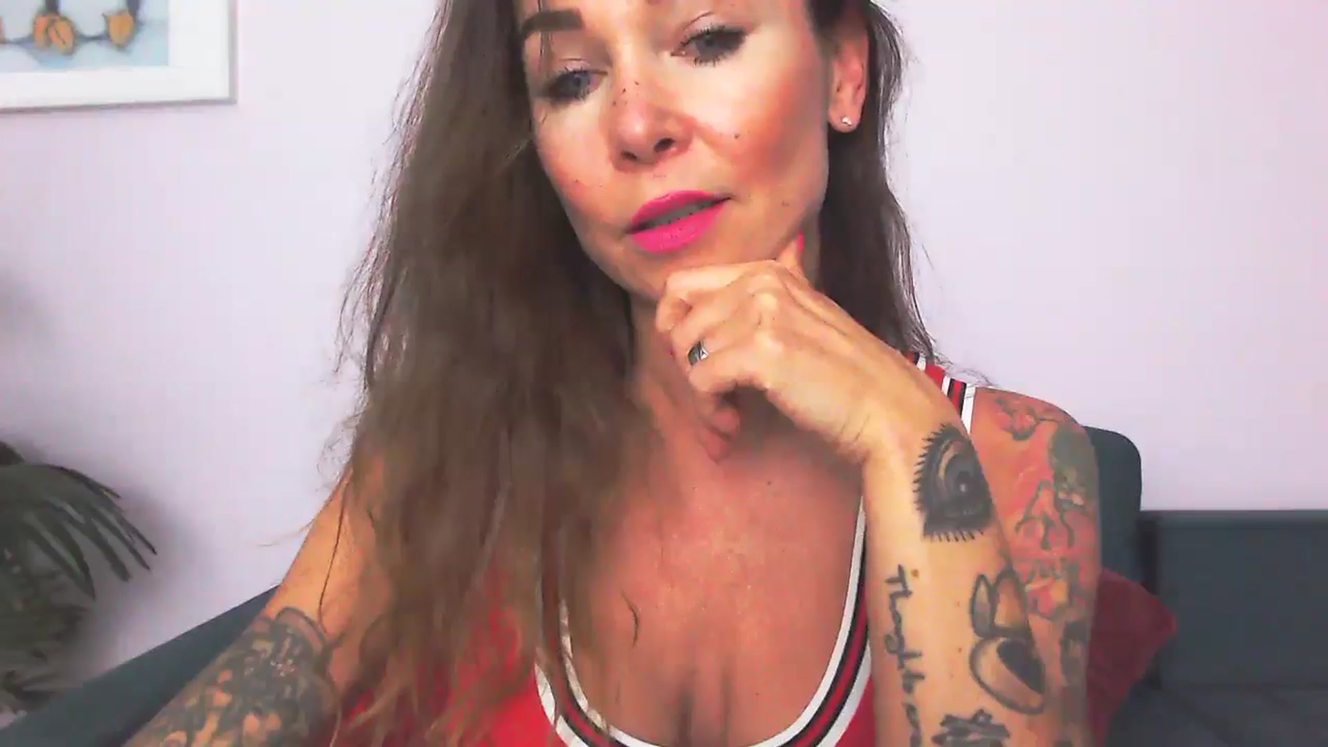 Gallery image thumbnail from Delilah_sweet's myfreecams stream on, 09/16/2025, 16:04 image 10 of 20