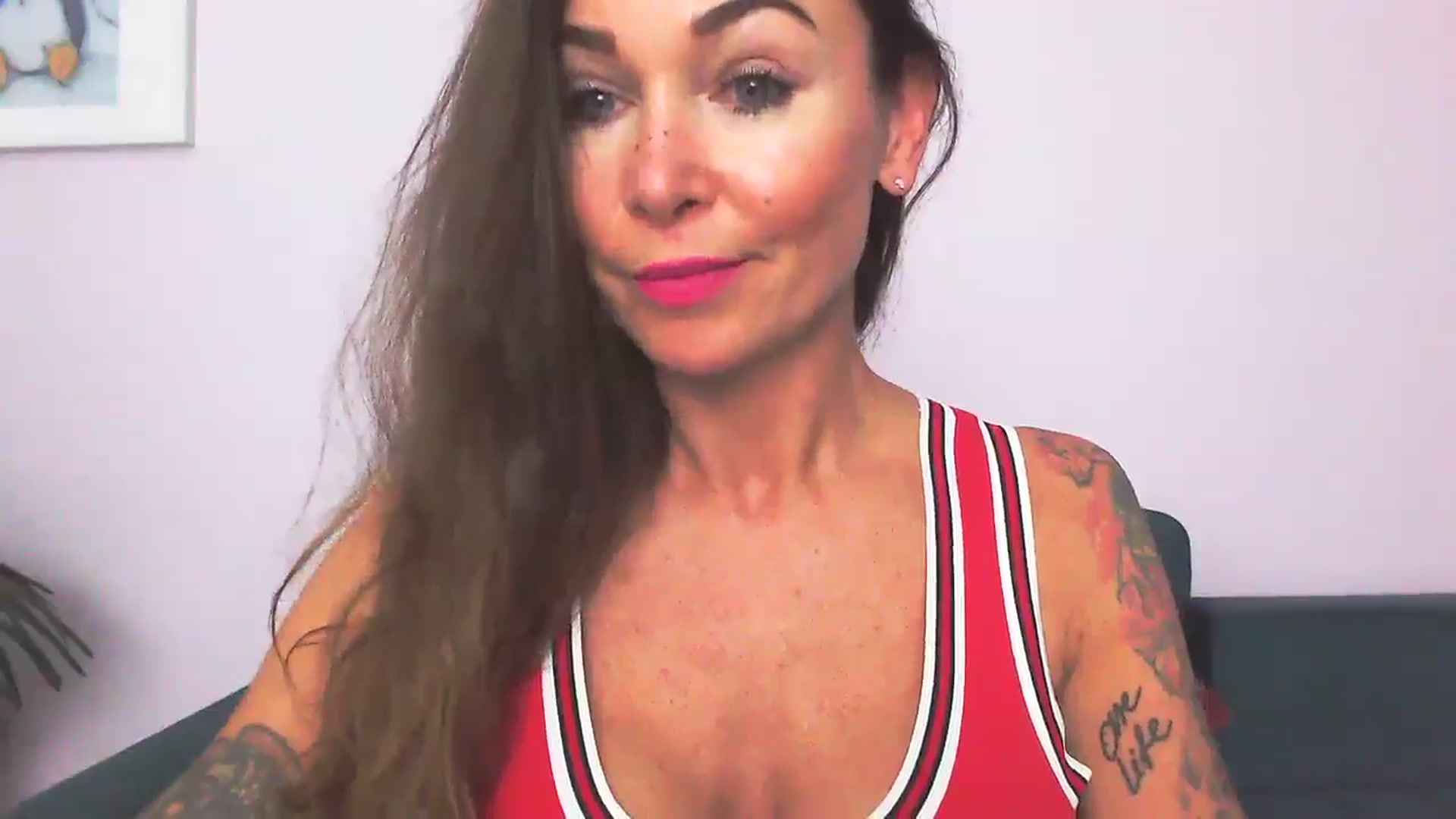 Gallery image thumbnail from Delilah_sweet's myfreecams stream on, 09/16/2025, 16:41 image 7 of 20