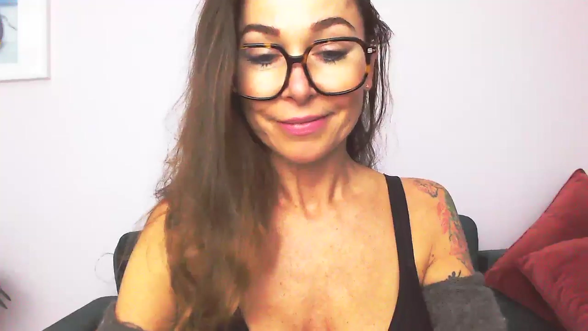 Gallery image thumbnail from Delilah_sweet's myfreecams stream on, 09/22/2025, 15:14 image 11 of 20