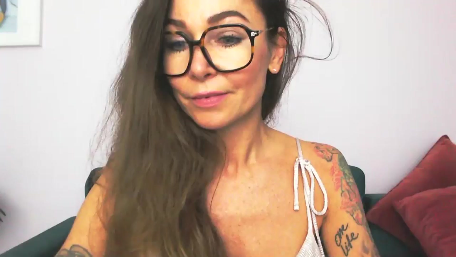 Gallery image thumbnail from Delilah_sweet's myfreecams stream on, 09/24/2025, 16:41 image 1 of 20