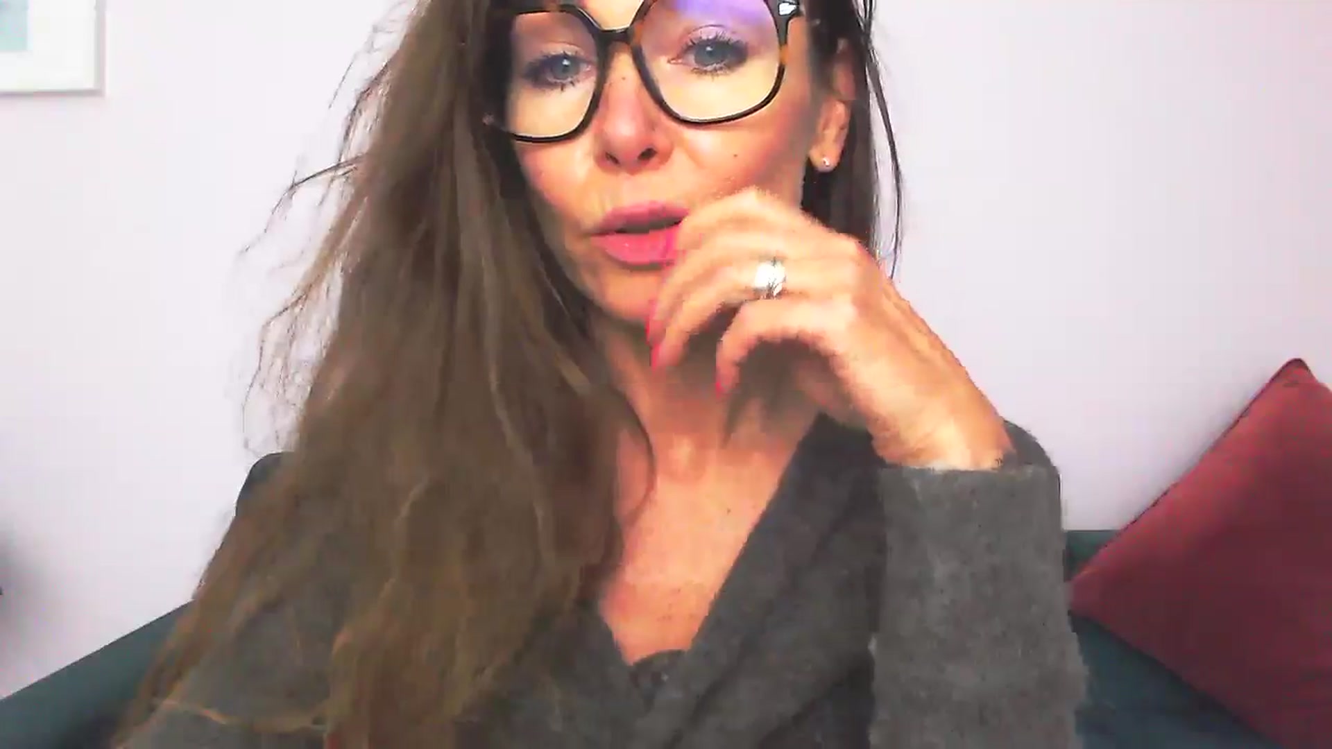 Gallery image thumbnail from Delilah_sweet's myfreecams stream on, 09/24/2025, 18:25 image 12 of 20
