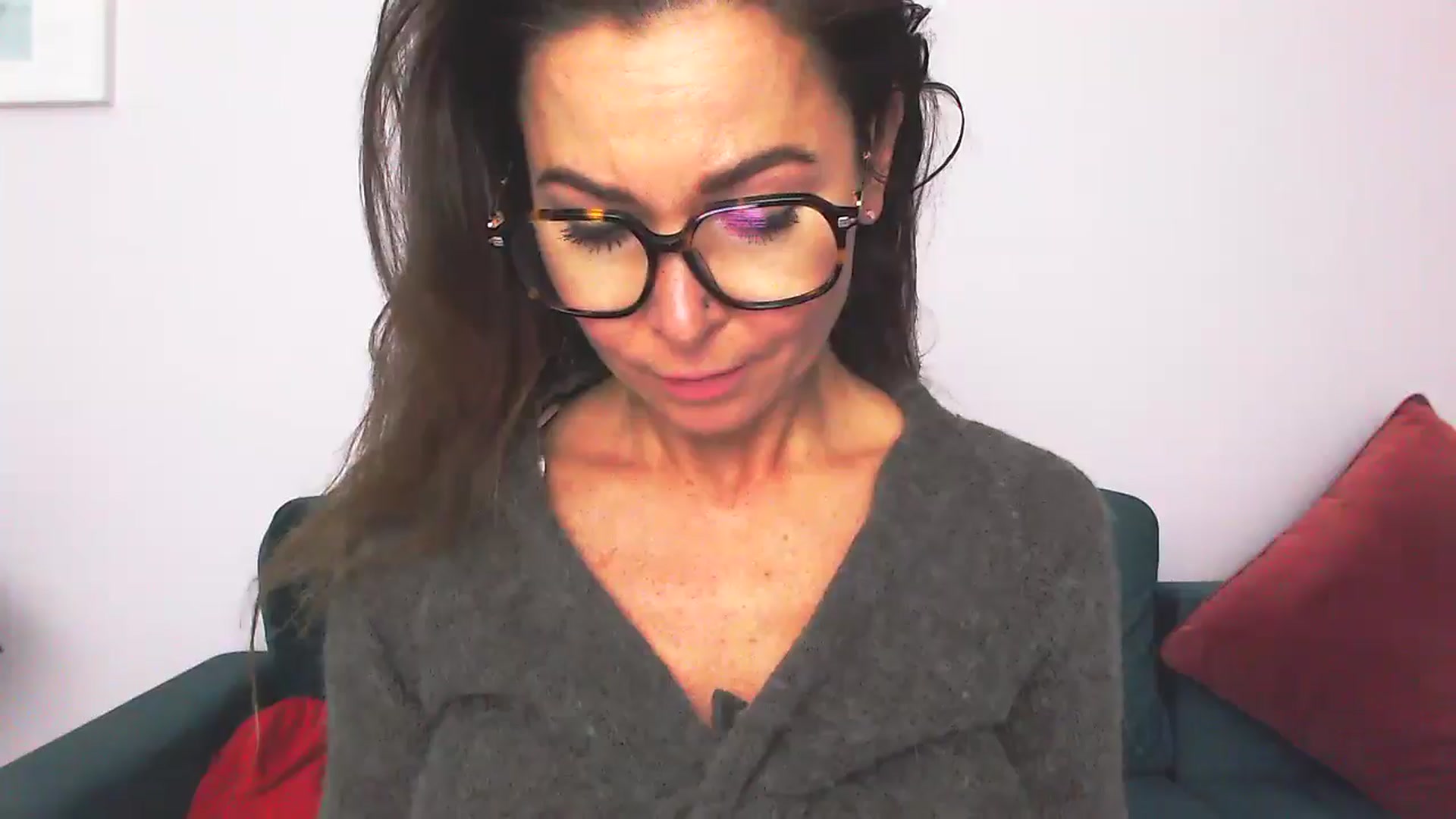 Gallery image thumbnail from Delilah_sweet's myfreecams stream on, 09/24/2025, 18:25 image 16 of 20