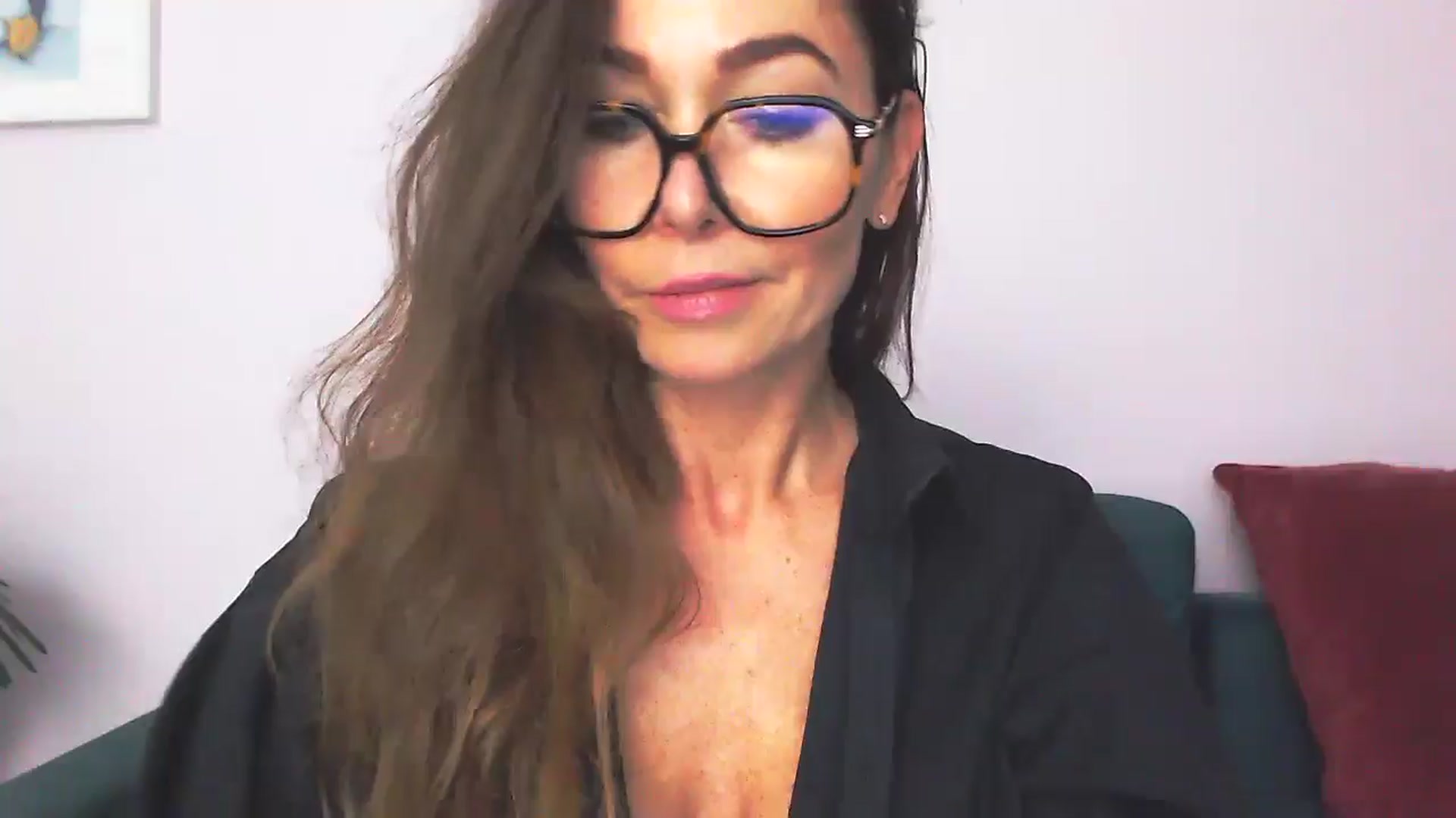 Gallery image thumbnail from Delilah_sweet's myfreecams stream on, 10/02/2025, 15:27 image 11 of 20