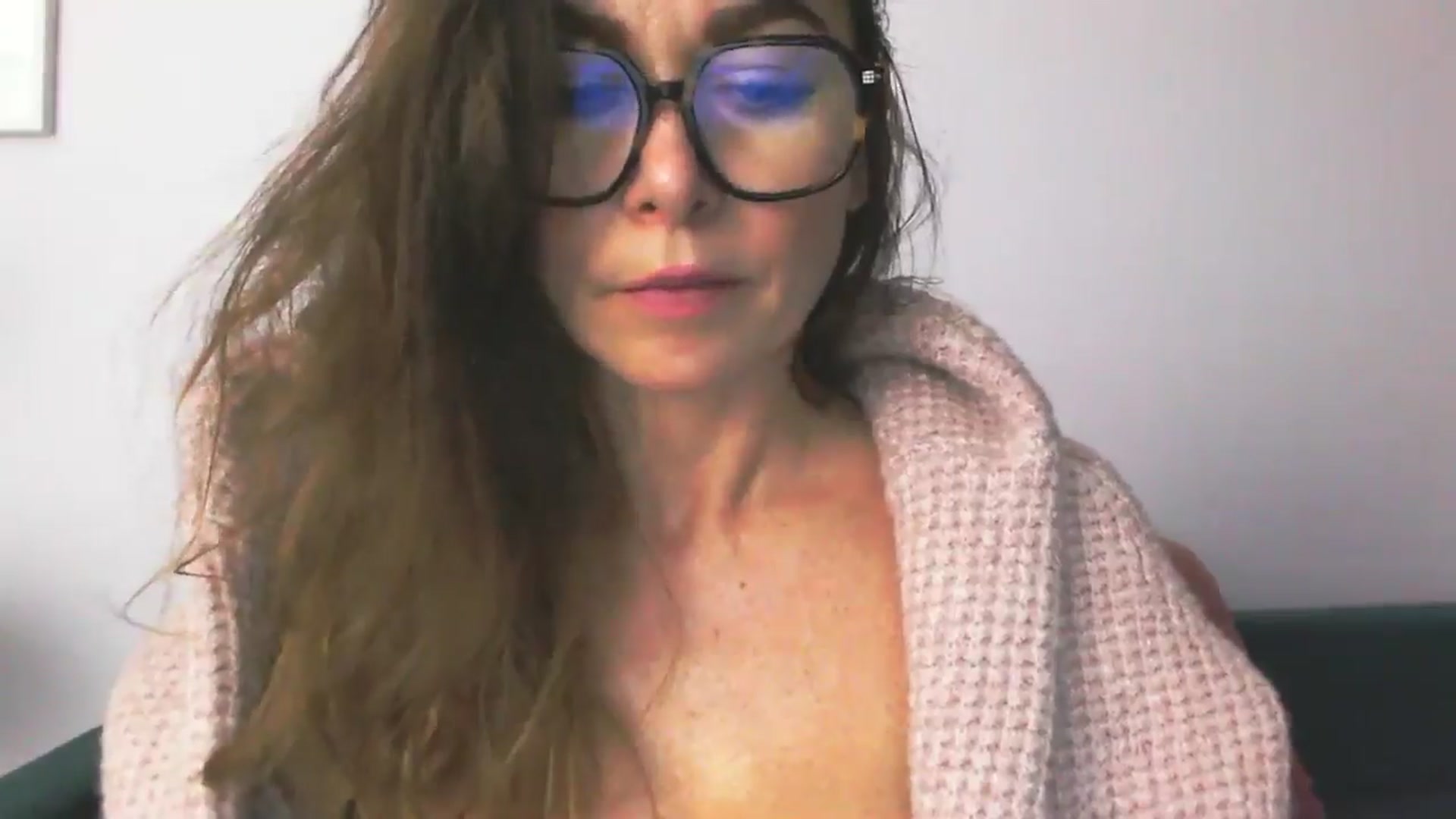 Gallery image thumbnail from Delilah_sweet's myfreecams stream on, 10/06/2025, 17:22 image 19 of 20