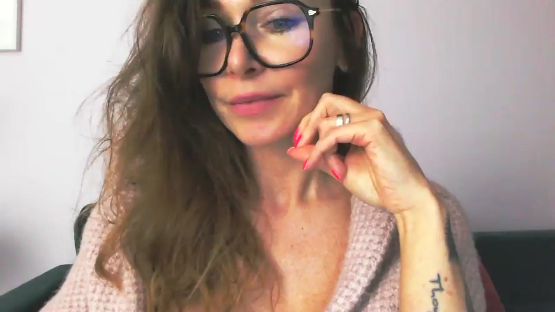 Gallery image thumbnail from Delilah_sweet's myfreecams stream on, 10/06/2025, 17:22 image 1 of 20