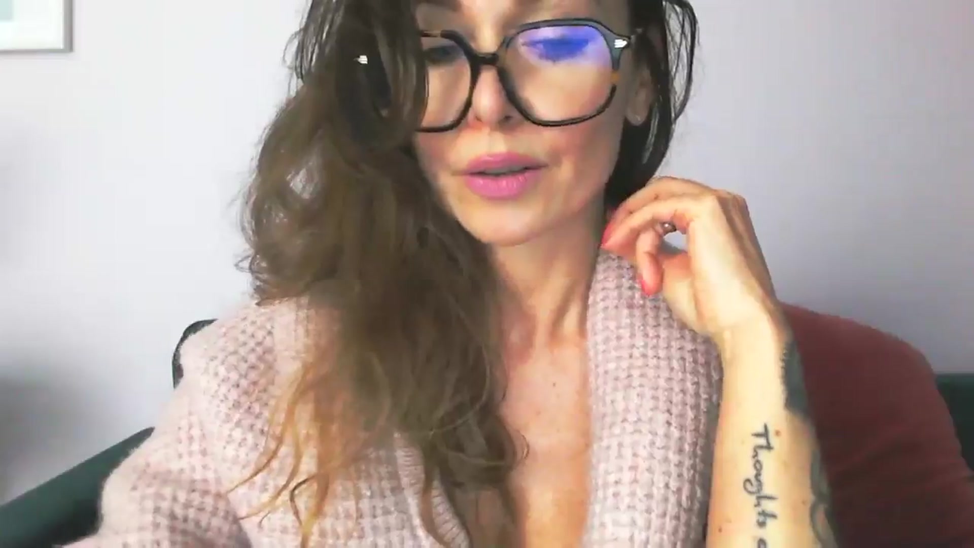 Gallery image thumbnail from Delilah_sweet's myfreecams stream on, 10/07/2025, 17:29 image 2 of 20