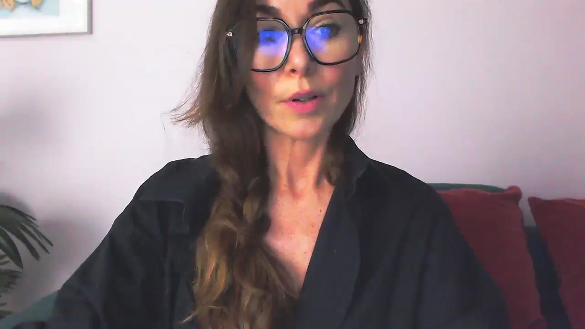 Gallery image thumbnail from Delilah_sweet's myfreecams stream on, 10/13/2025, 17:17 image 15 of 20