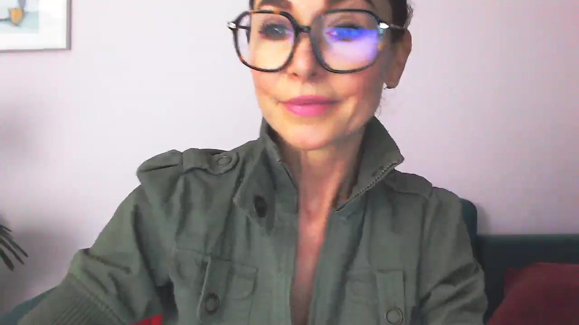 Gallery image thumbnail from Delilah_sweet's myfreecams stream on, 10/16/2025, 13:18 image 14 of 20