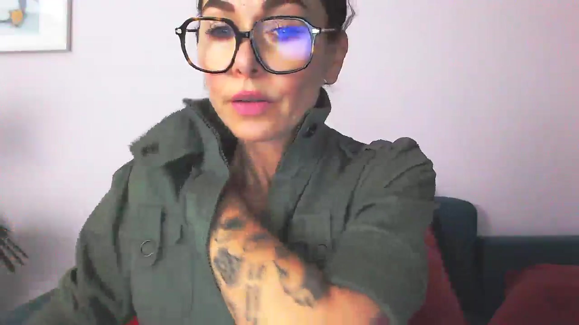 Gallery image thumbnail from Delilah_sweet's myfreecams stream on, 10/16/2025, 13:18 image 17 of 20